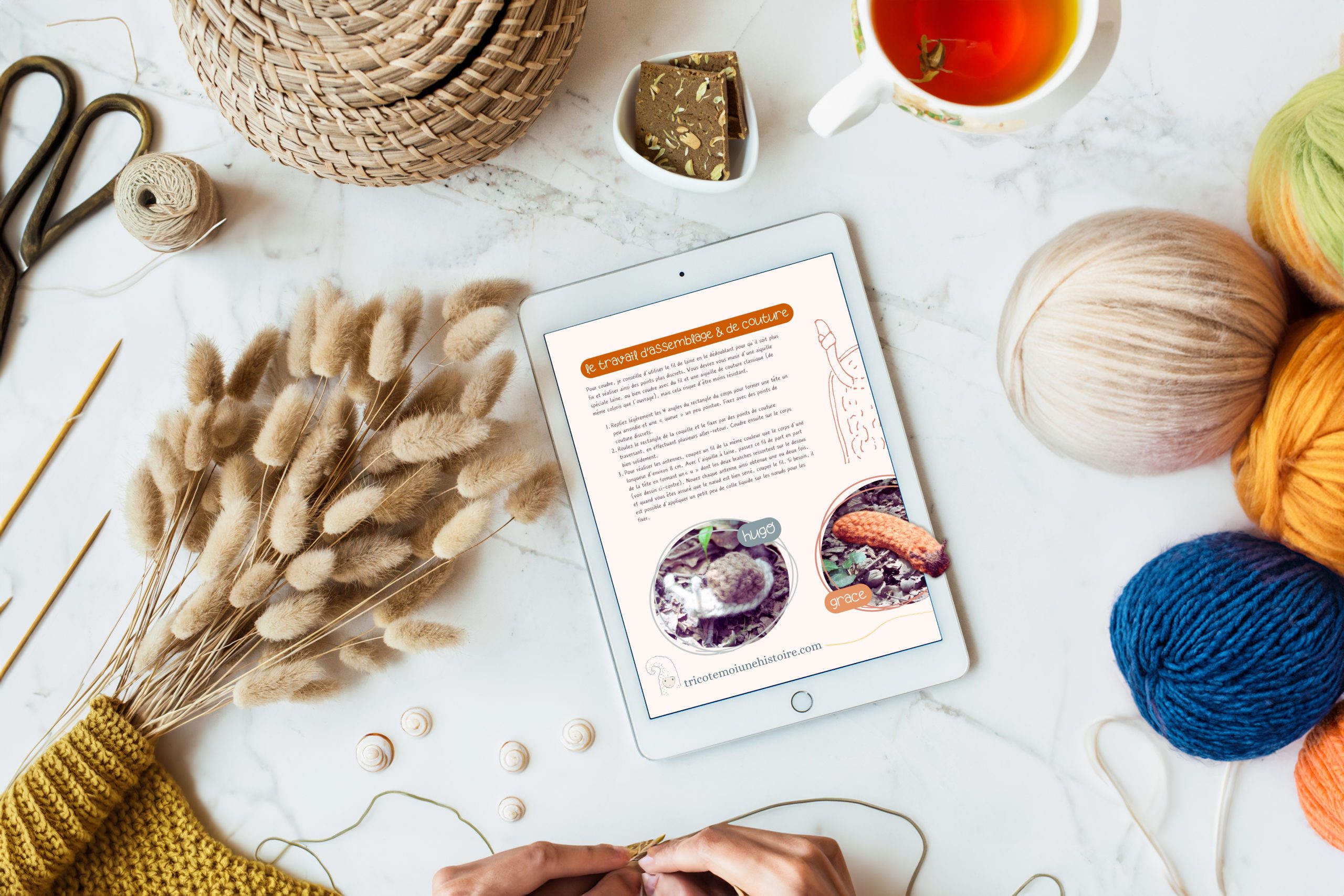 e-book numérique sur une table de création